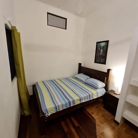 Apartamento Spiral, En El Centro De Quepos. Apartment Exterior photo